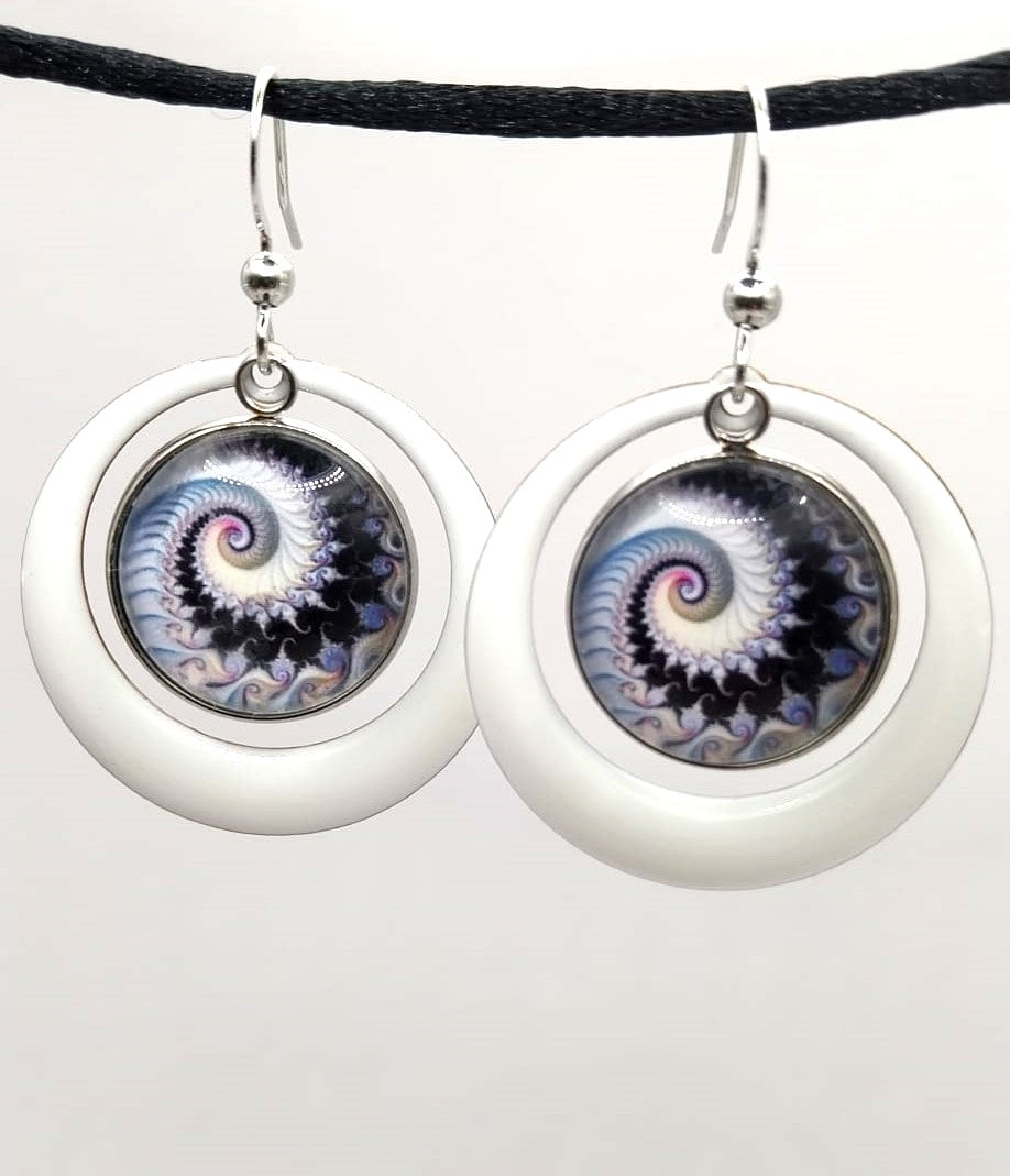 Boucles d'oreille cabochons spirales fractales